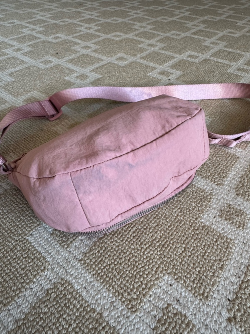 Lululemon All Night Festival Bag 5L Nylon Crossbody Travel Athleisure Pink O/S - Picture 13 of 17